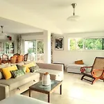 Flora Vue Panoramique 4 Bedrooms * Le Chaffaut-Saint-Jurson