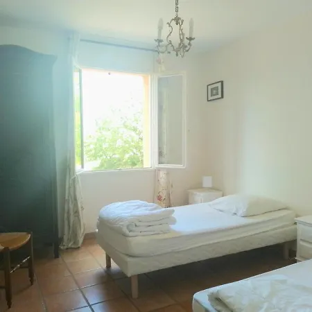 Flora Vue Panoramique T6 Jardin Holiday home Le Chaffaut-Saint-Jurson
